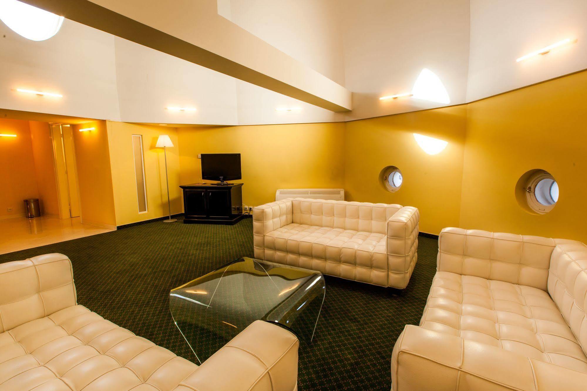 Park Hotel Tartuf Beladice 외부 사진